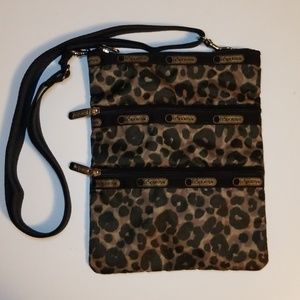 NWOT LeSportSac Crossbody Purse Leopard / Cheetah